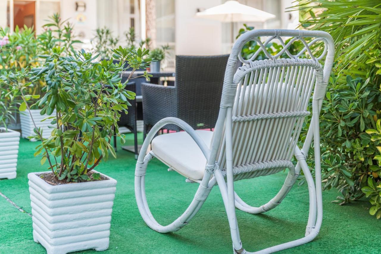 Hotel Nobel Rimini Dış mekan fotoğraf