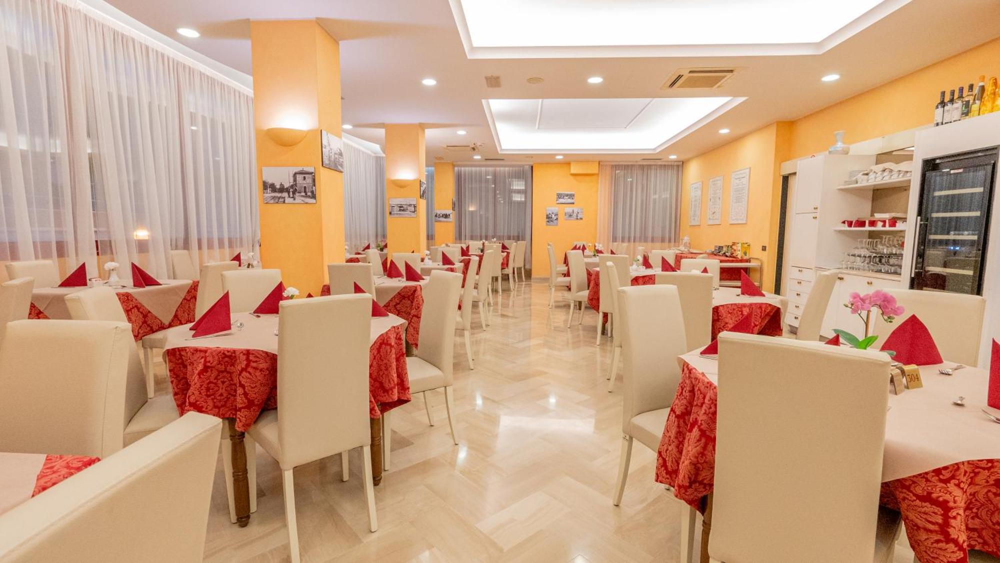 Hotel Nobel Rimini Dış mekan fotoğraf