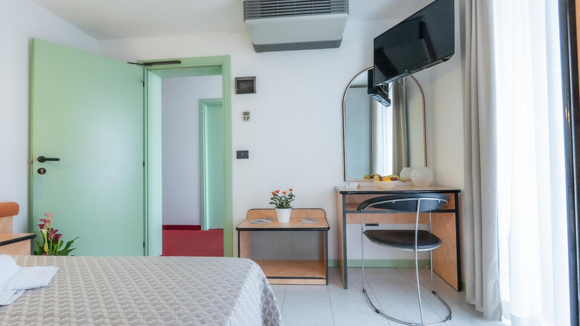 Hotel Nobel Rimini Dış mekan fotoğraf