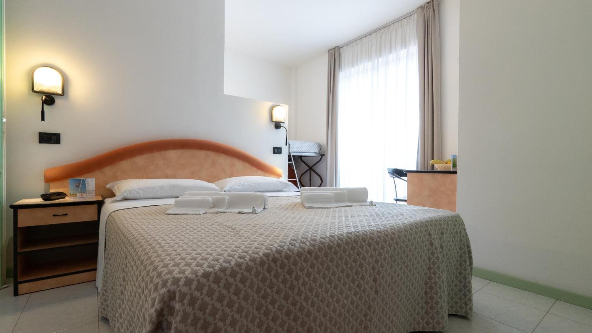 Hotel Nobel Rimini Dış mekan fotoğraf